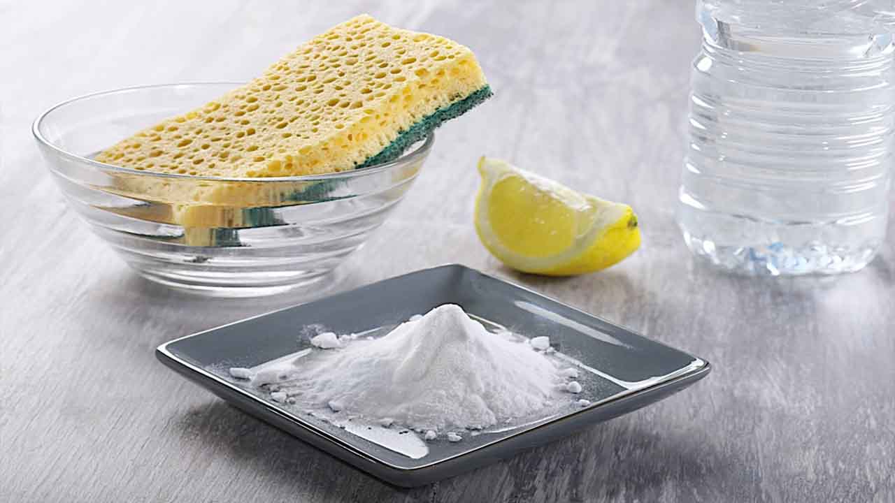 Absorb Odor With Baking Soda