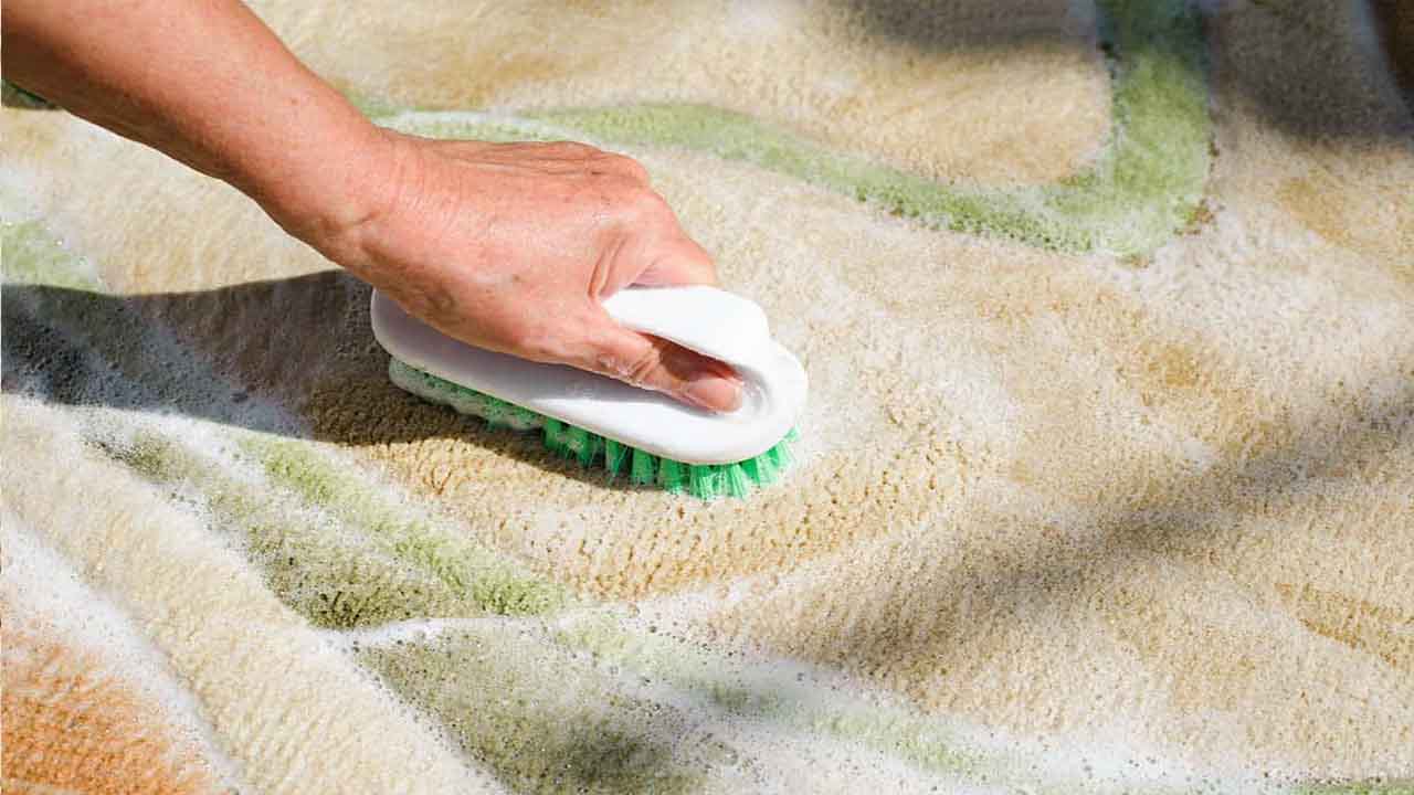 Alternative Methods For Carpet Cleaning With Baking Soda And Vinegar