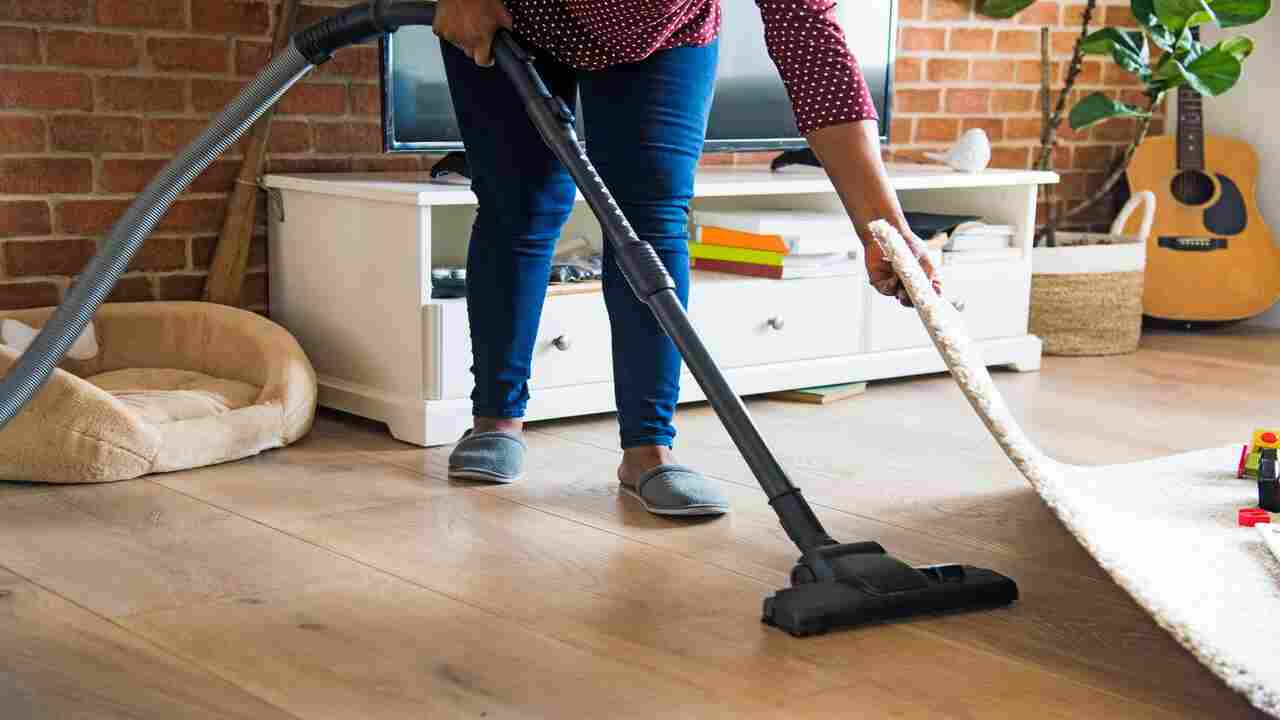 How To Clean The Floor Without A Mop - 6 Simple Steps