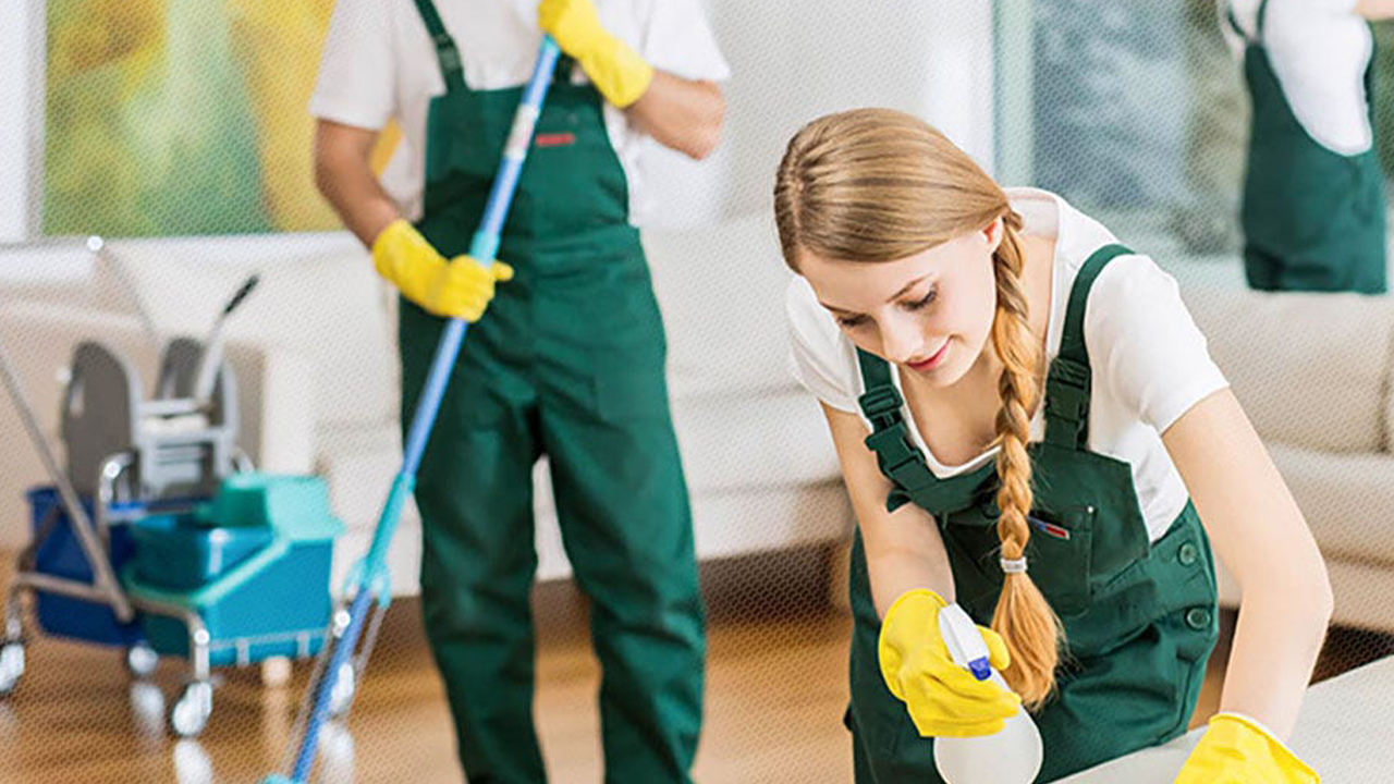 Step-By-Step Guide On How To Clean A House Professionally