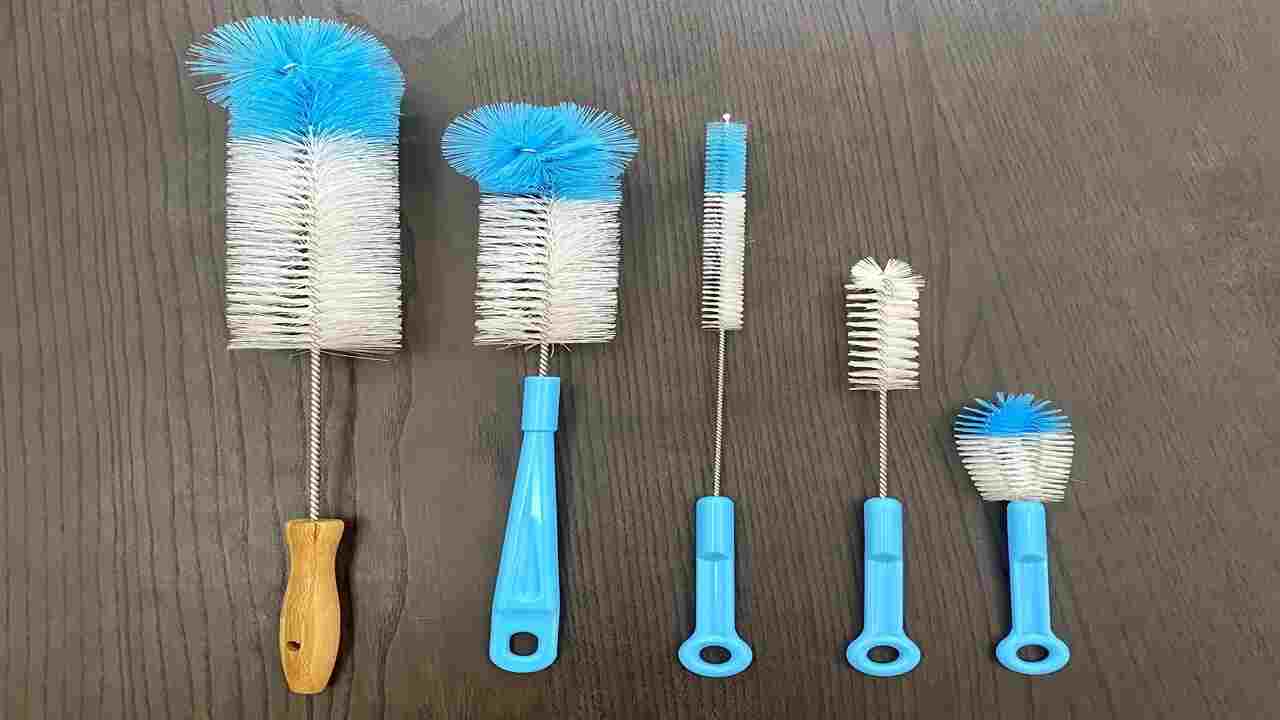 Toothbrush Or Pipe Cleaning Brush