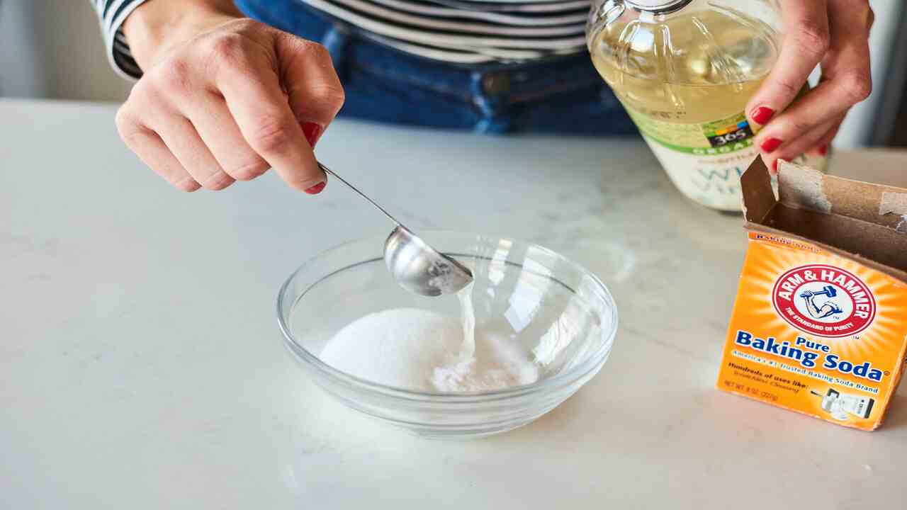 Use A Baking Soda And Vinegar Paste
